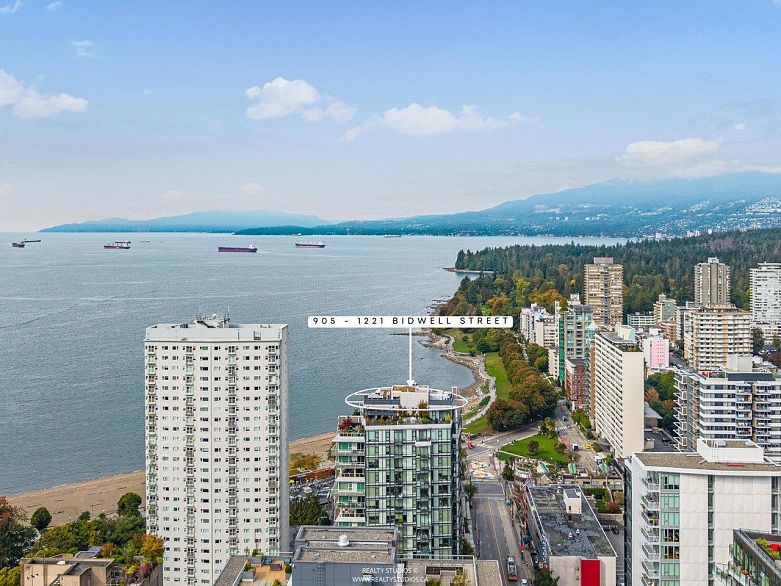 905 1221 Bidwell Street