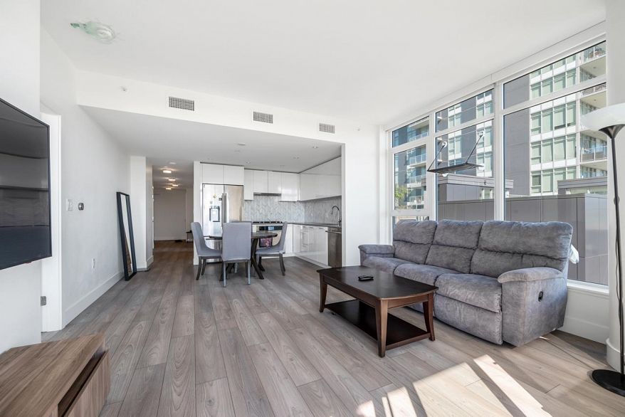 502 8570 Rivergrass Drive