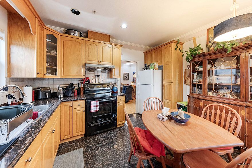 5093 Highgate Street