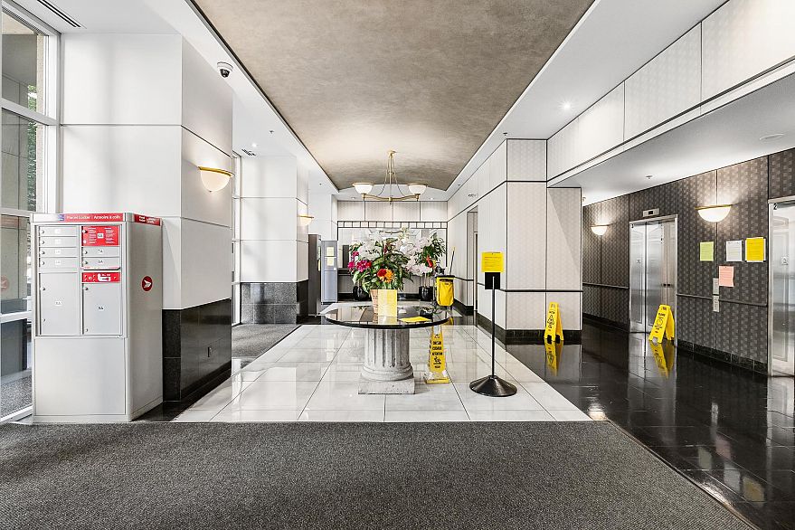 805 438 Seymour Street