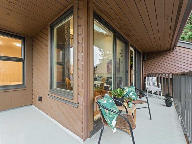 403 1274 Barclay Street