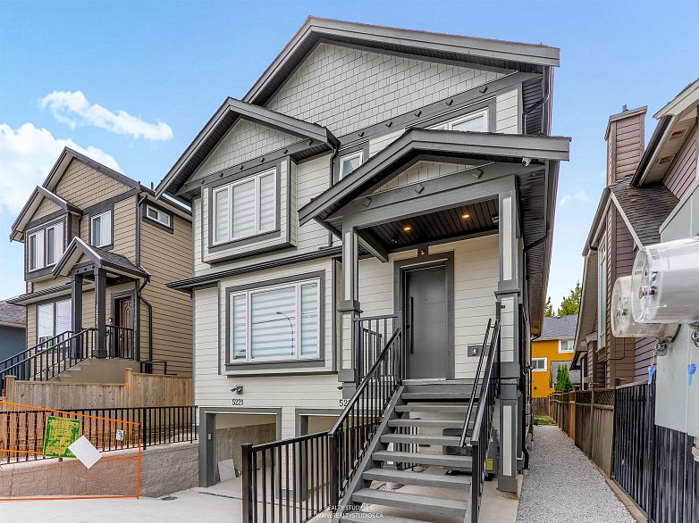 1 5221 Clarendon Street