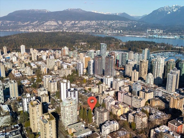 403 1274 Barclay Street