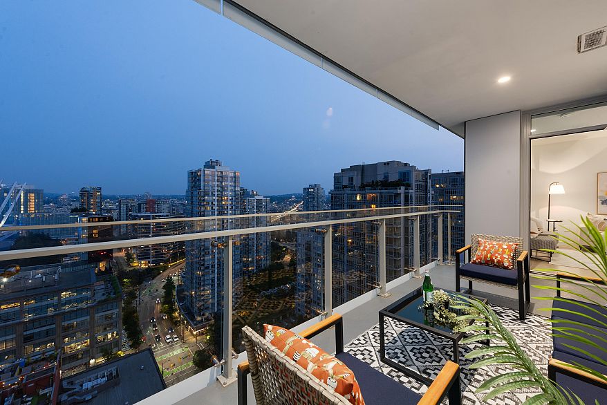 2203 885 Cambie Street