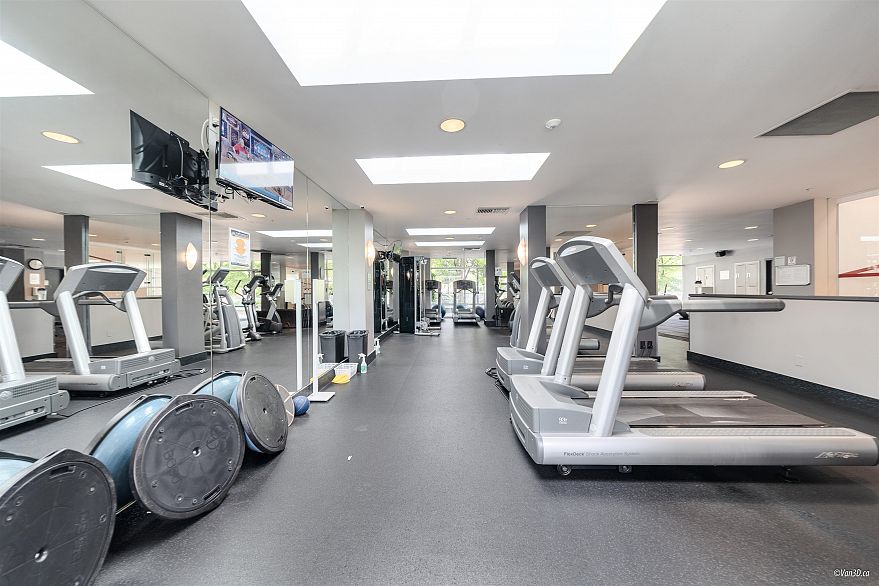 1701 1495 Richards Street