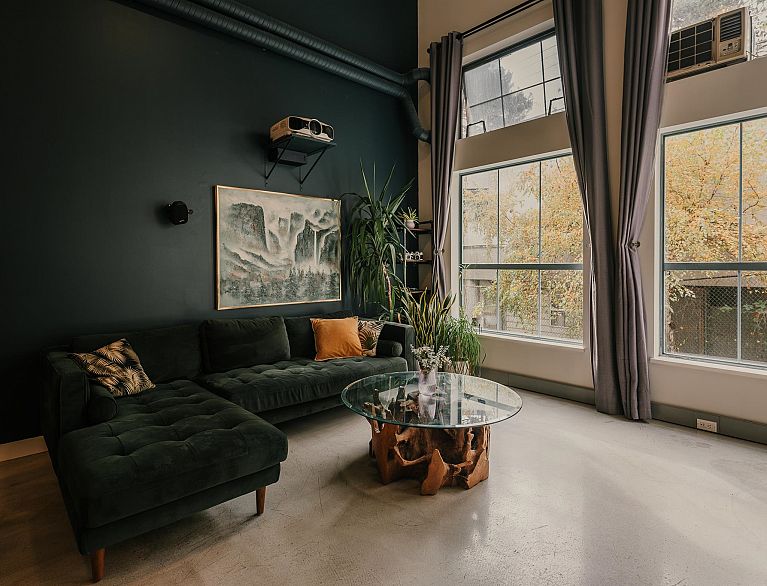 217 336 E 1st Avenue