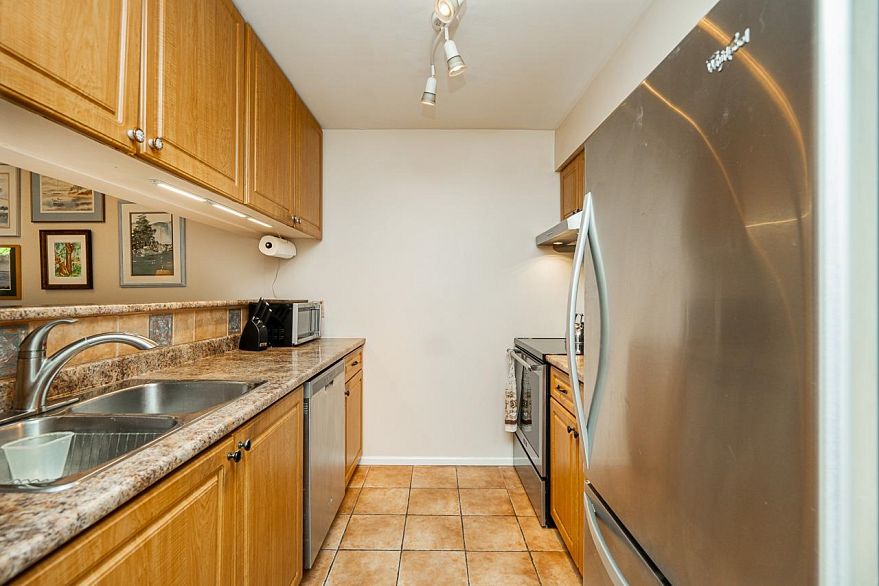 103 1540 Mariner Walk