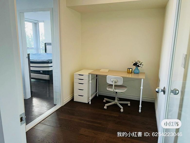 601 1408 Strathmore Mews