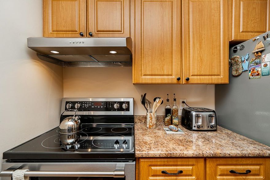 103 1540 Mariner Walk