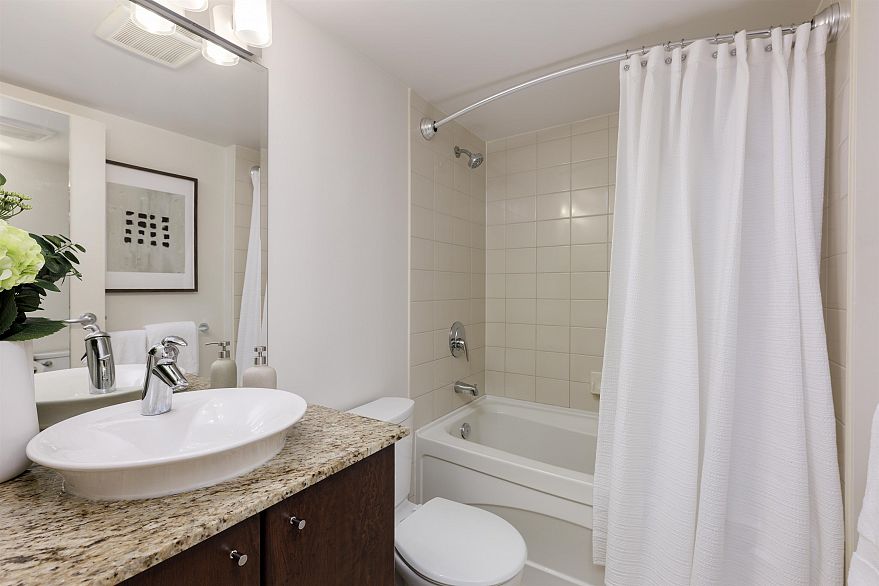 2903 1199 Seymour Street