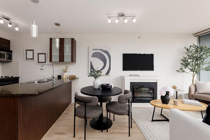 2903 1199 Seymour Street