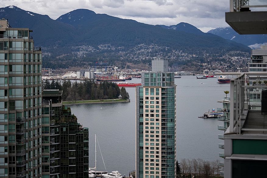 2806 1288 W Georgia Street