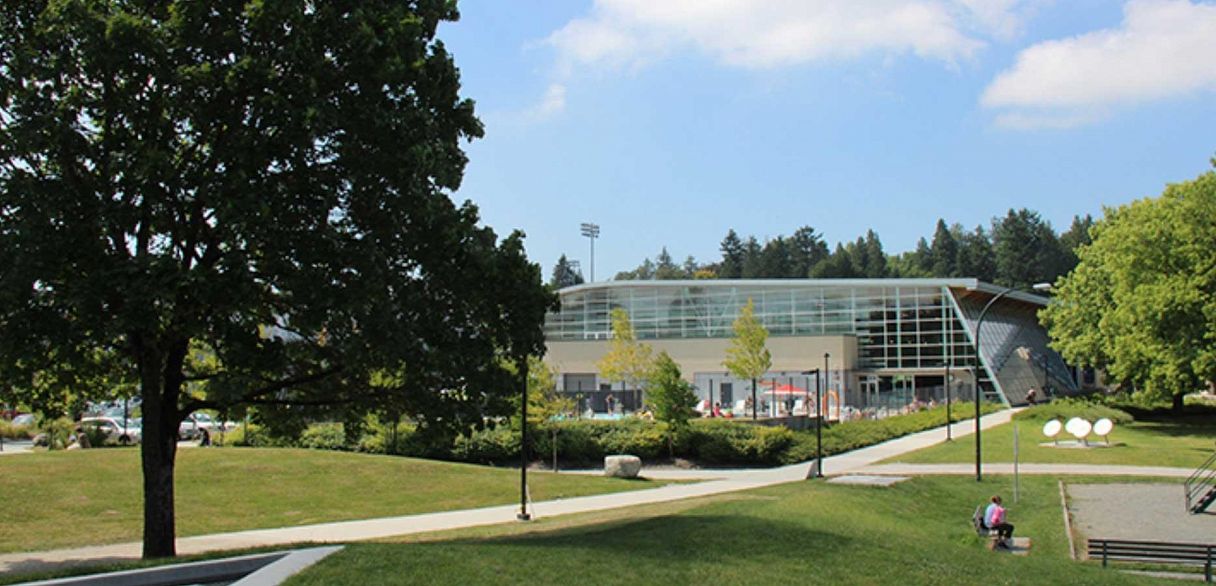 208 188 E 33rd Avenue