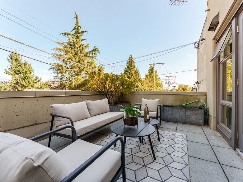 103 4463 W 10th Avenue