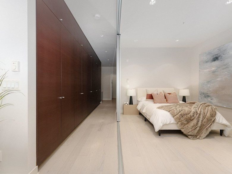 103 4463 W 10th Avenue