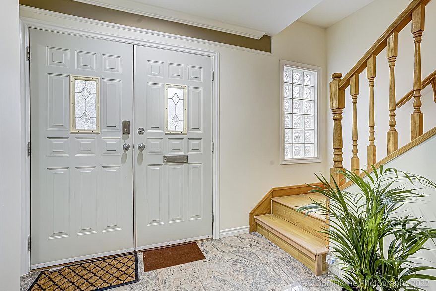 2529 Franklin Street