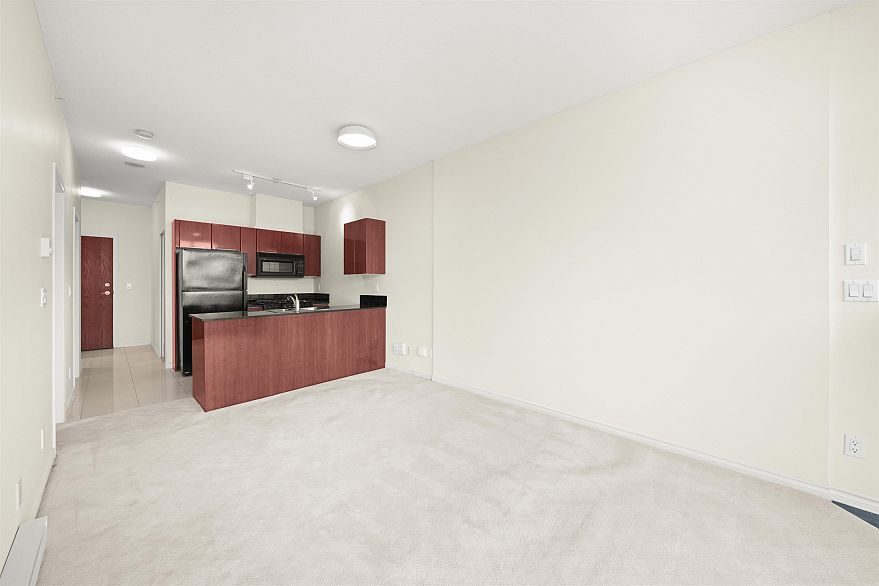 2605 1239 W Georgia Street