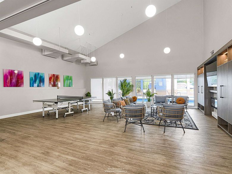 401 525 Wheelhouse Square