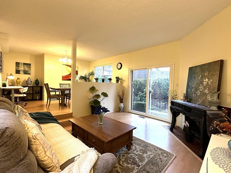 3638 Hennepin Avenue