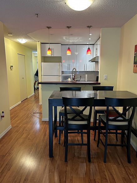 209 1705 Nelson Street