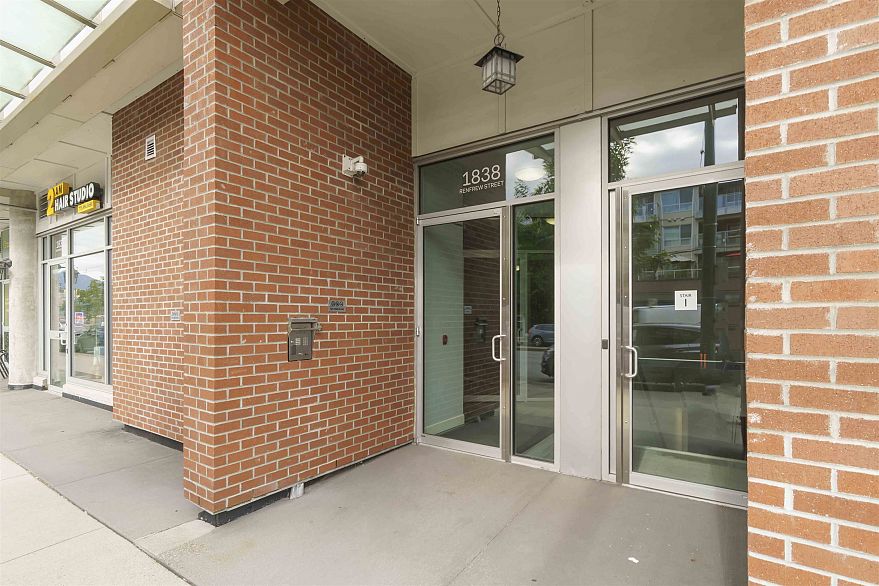 PH8 1838 Renfrew Street