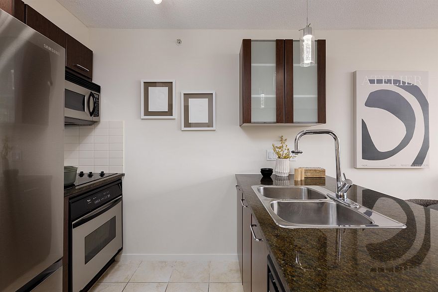 2903 1199 Seymour Street