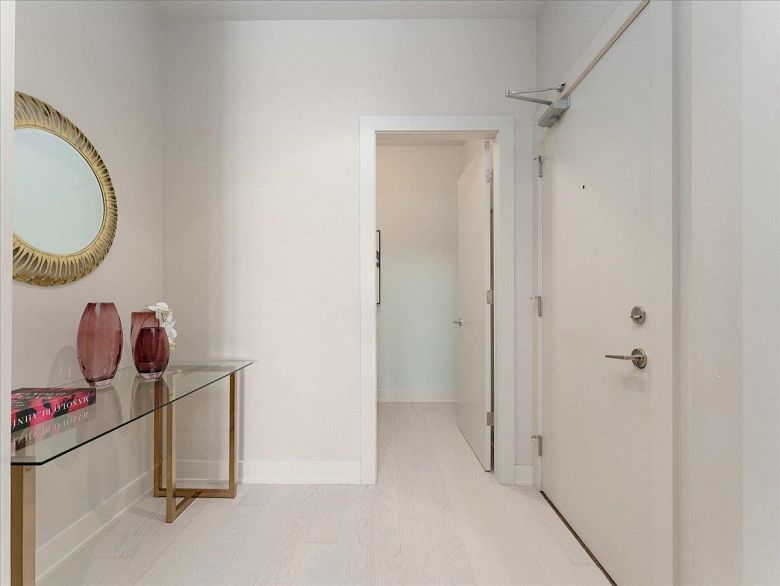 103 4463 W 10th Avenue