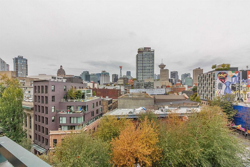 602 22 E Cordova Street