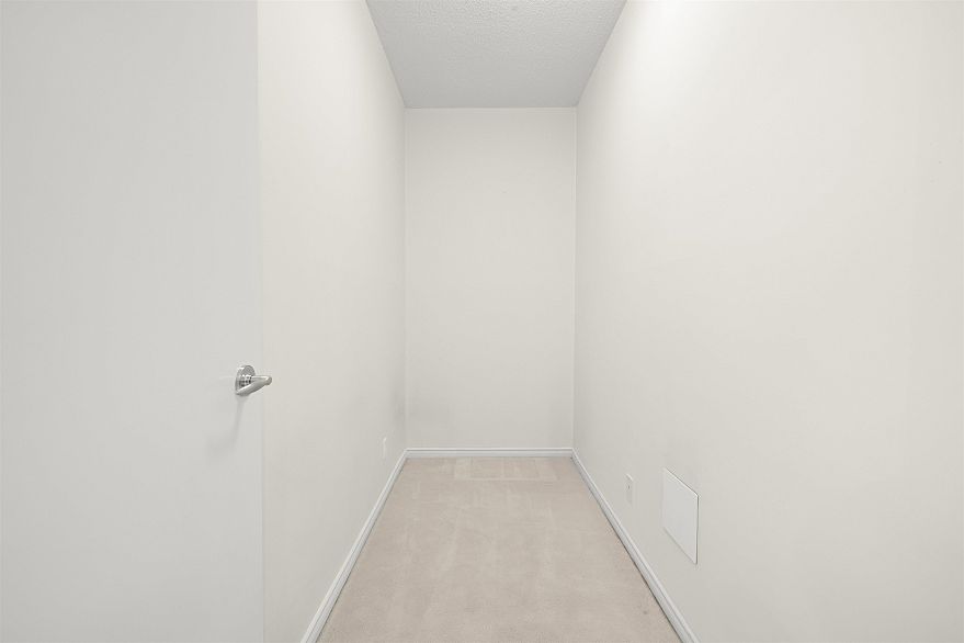 2605 1239 W Georgia Street