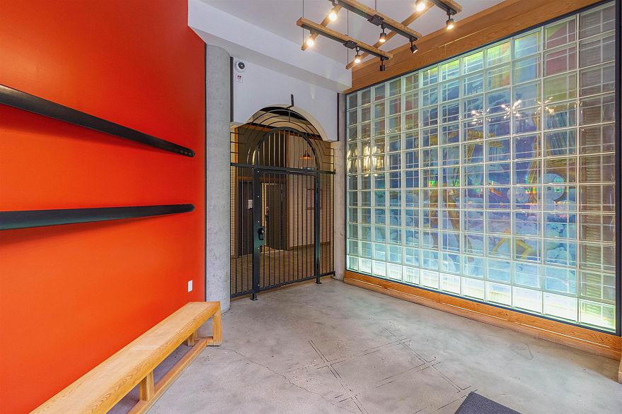 602 22 E Cordova Street