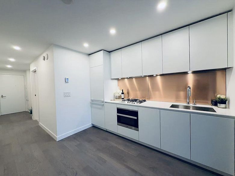 4510 1480 Howe Street