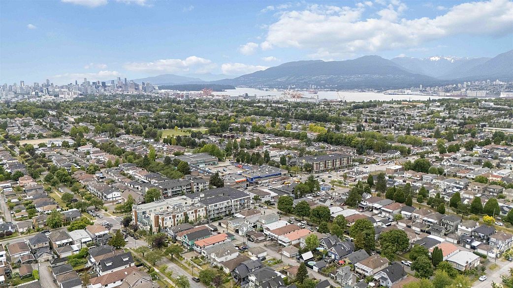 PH8 1838 Renfrew Street