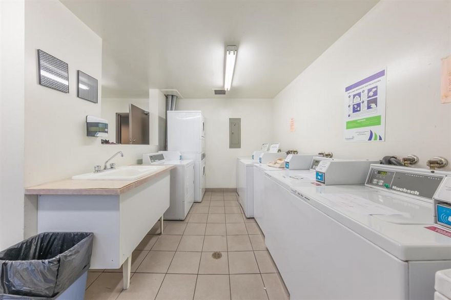 312 1040 Pacific Street