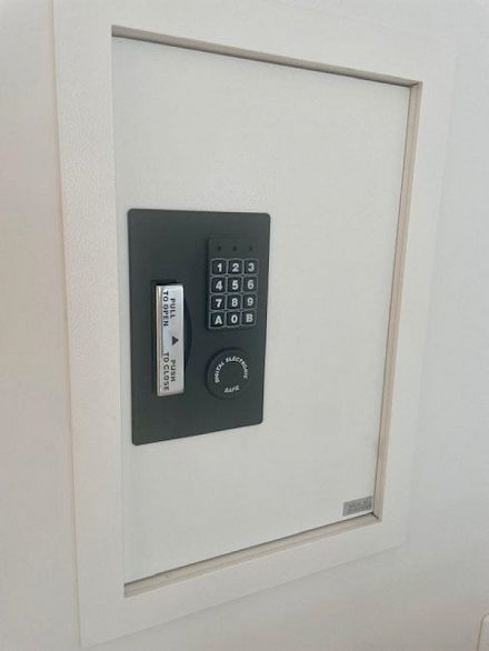 1803 1289 Hornby Street