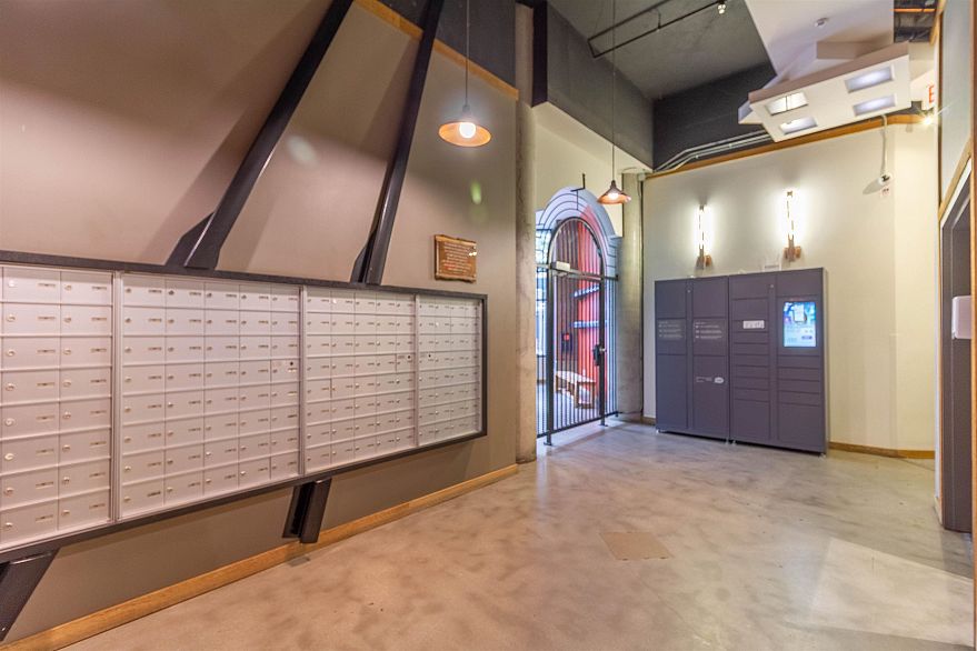 602 22 E Cordova Street