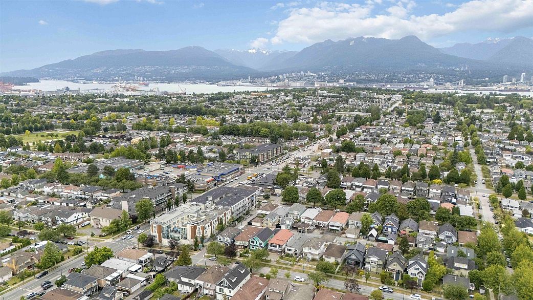 PH8 1838 Renfrew Street