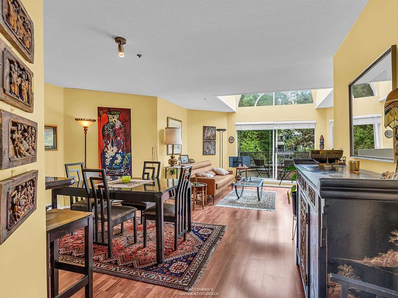 401 525 Wheelhouse Square