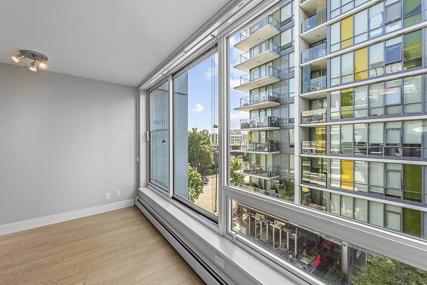 516 1783 Manitoba Street