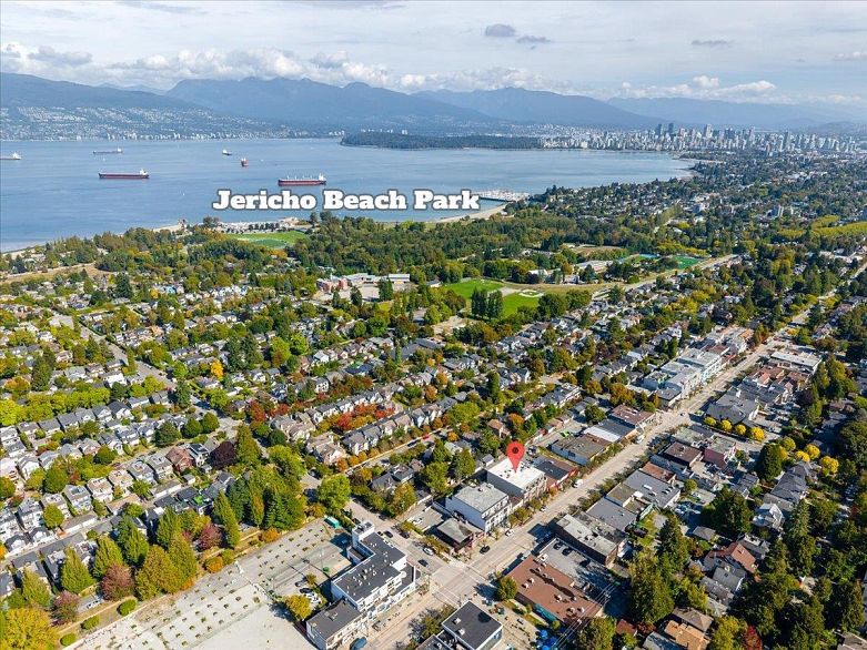 103 4463 W 10th Avenue