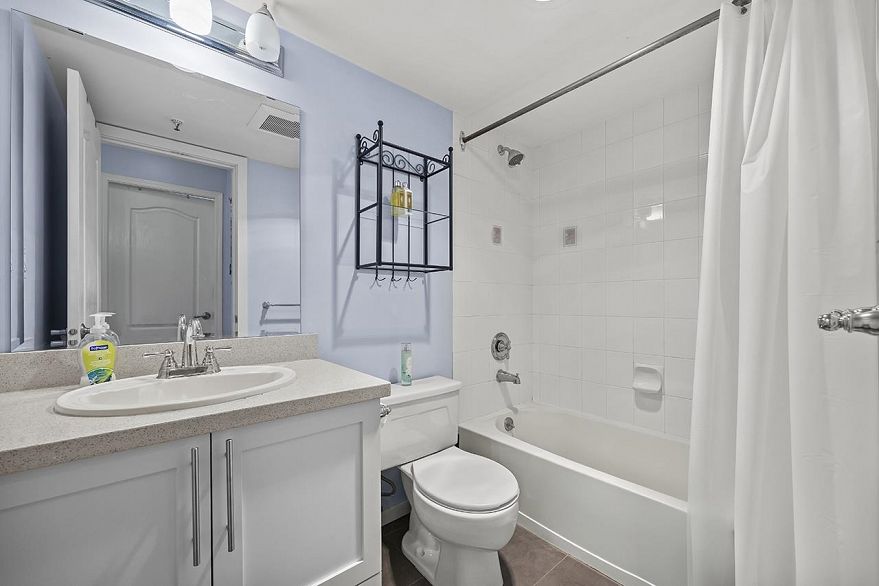 605 888 Pacific Street