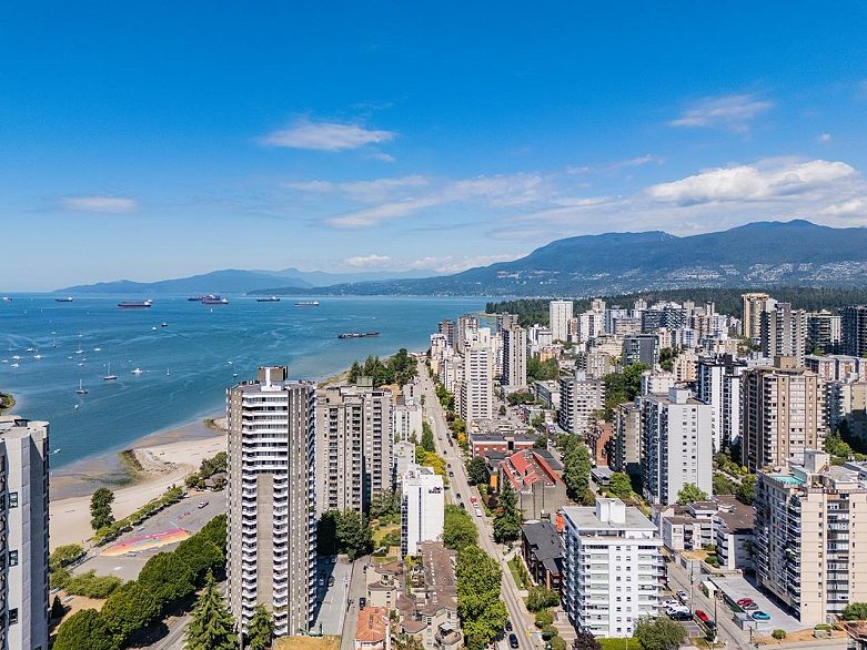 605 888 Pacific Street