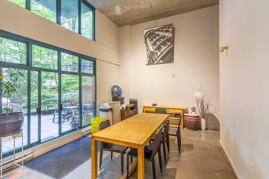 602 22 E Cordova Street