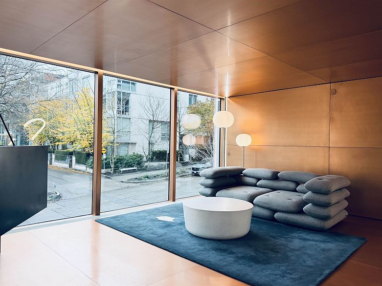 4510 1480 Howe Street