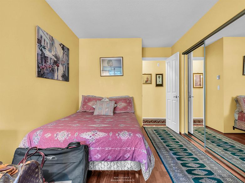 401 525 Wheelhouse Square