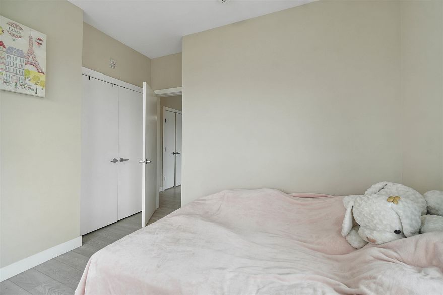 PH8 1838 Renfrew Street