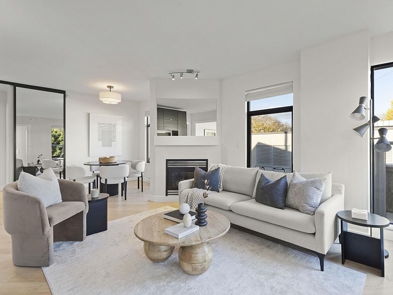 612 2228 Marstrand Avenue