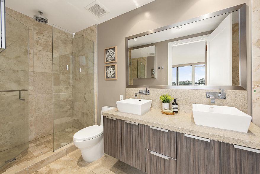 1108 181 W 1st Avenue