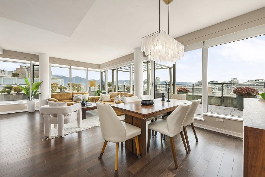 1108 181 W 1st Avenue