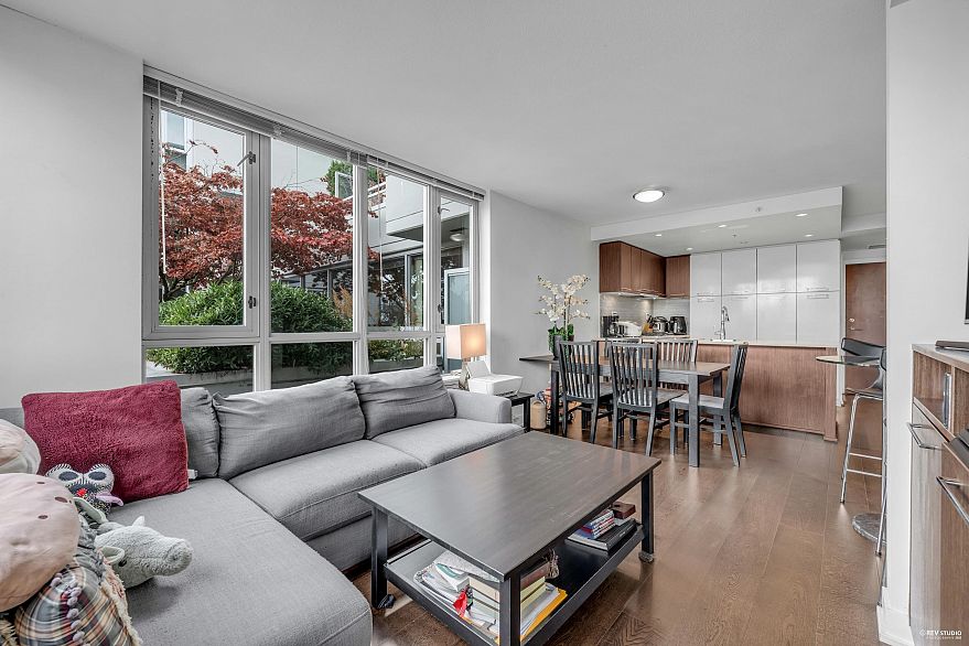 226 2008 Pine Street