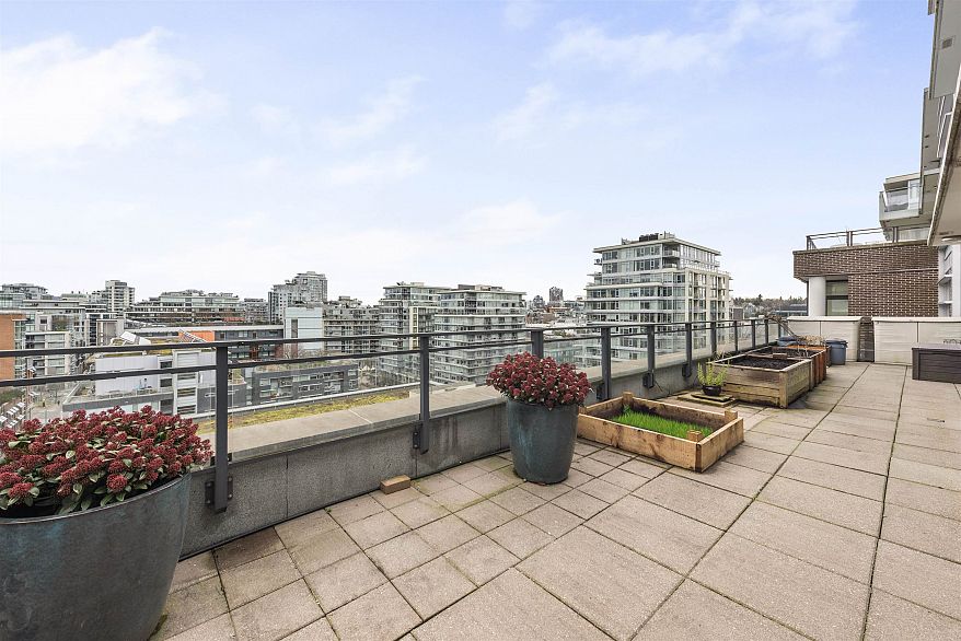 1108 181 W 1st Avenue